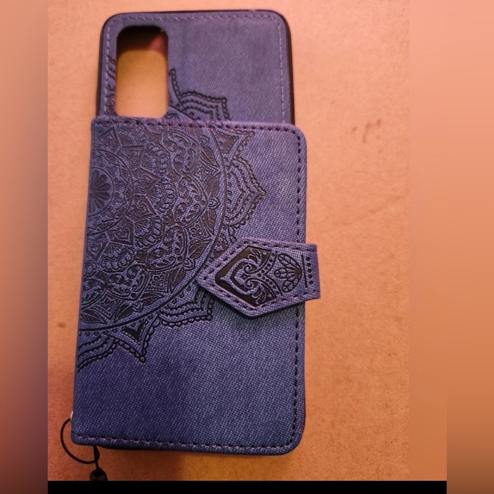 S20 FE Samsung Smartphone Case
brand new